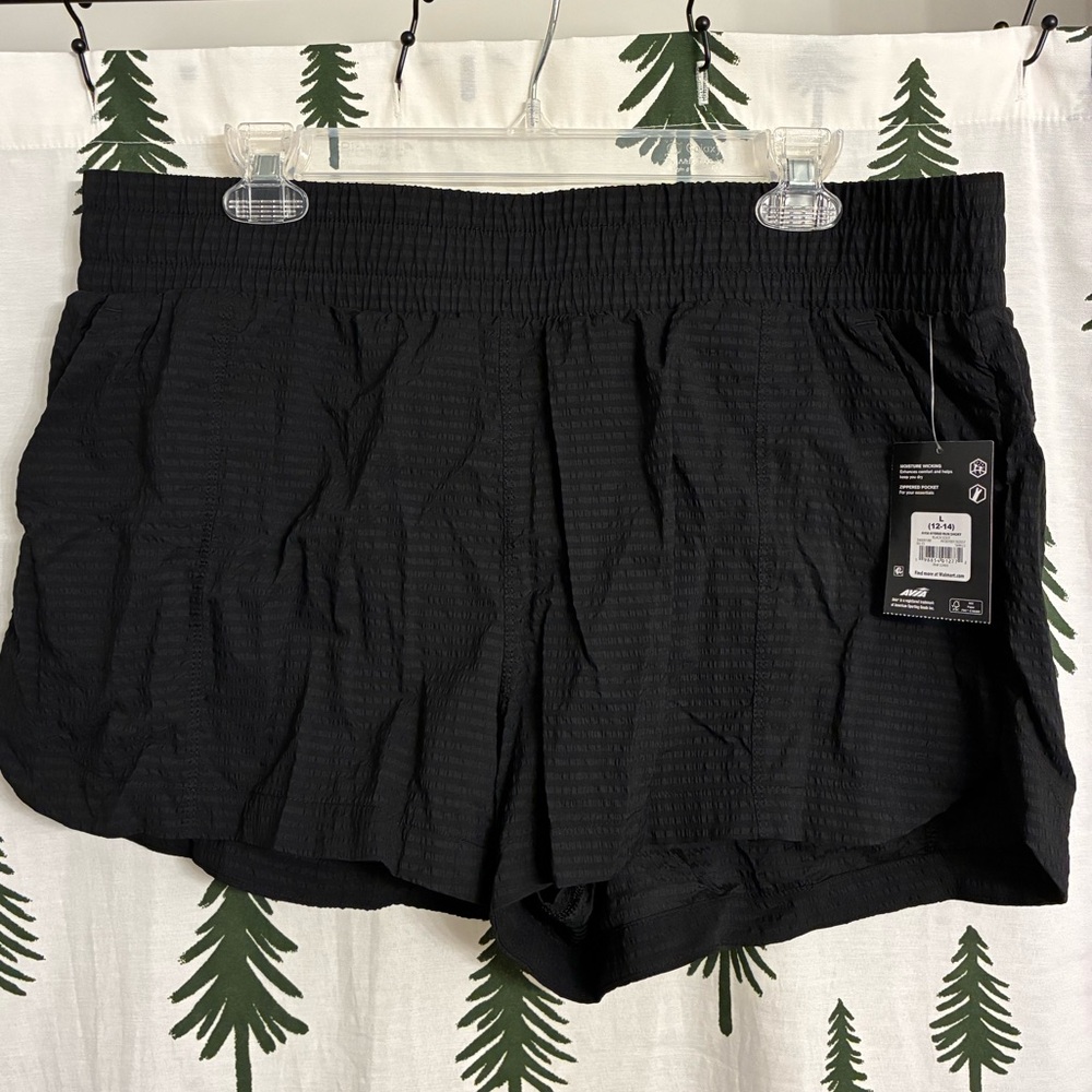 !NWT! Avia Black Athletic Shorts Women’s Size Large